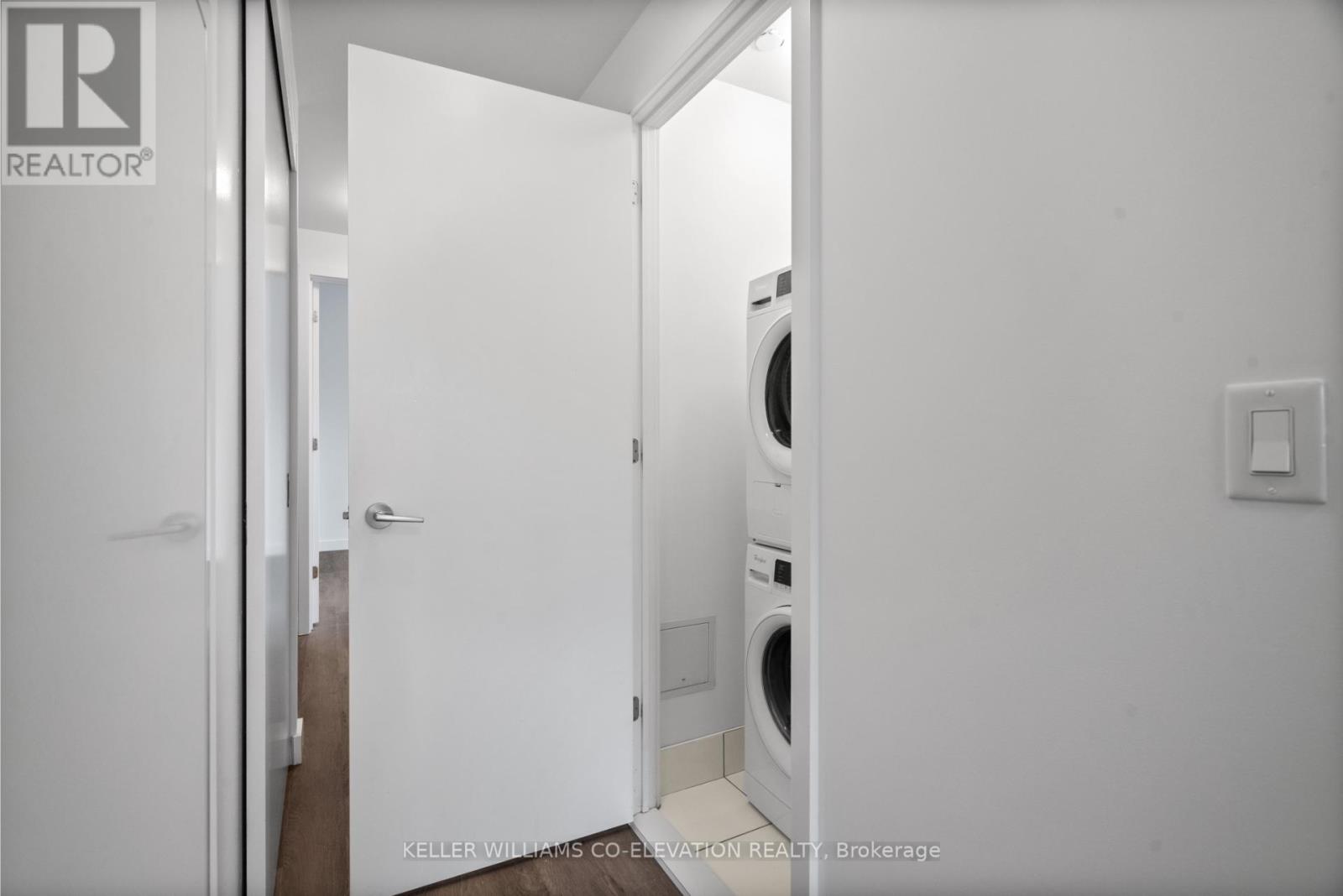 206 - 109 Vaughan Road, Toronto, Ontario  M6C 0B1 - Photo 7 - C12424163
