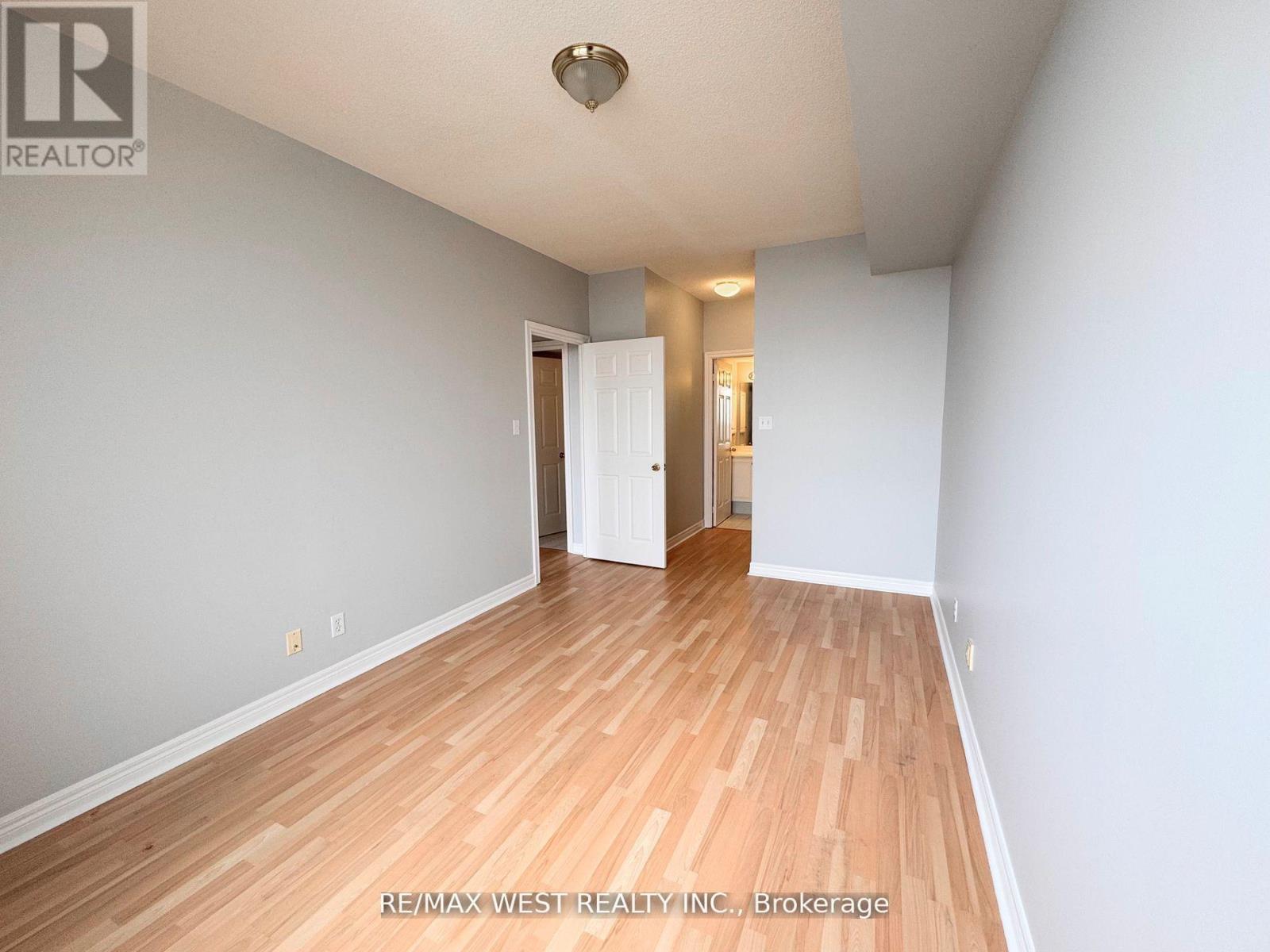 Ph7 - 1700 Eglinton Avenue E, Toronto, Ontario  M4A 2Z4 - Photo 17 - C12424227