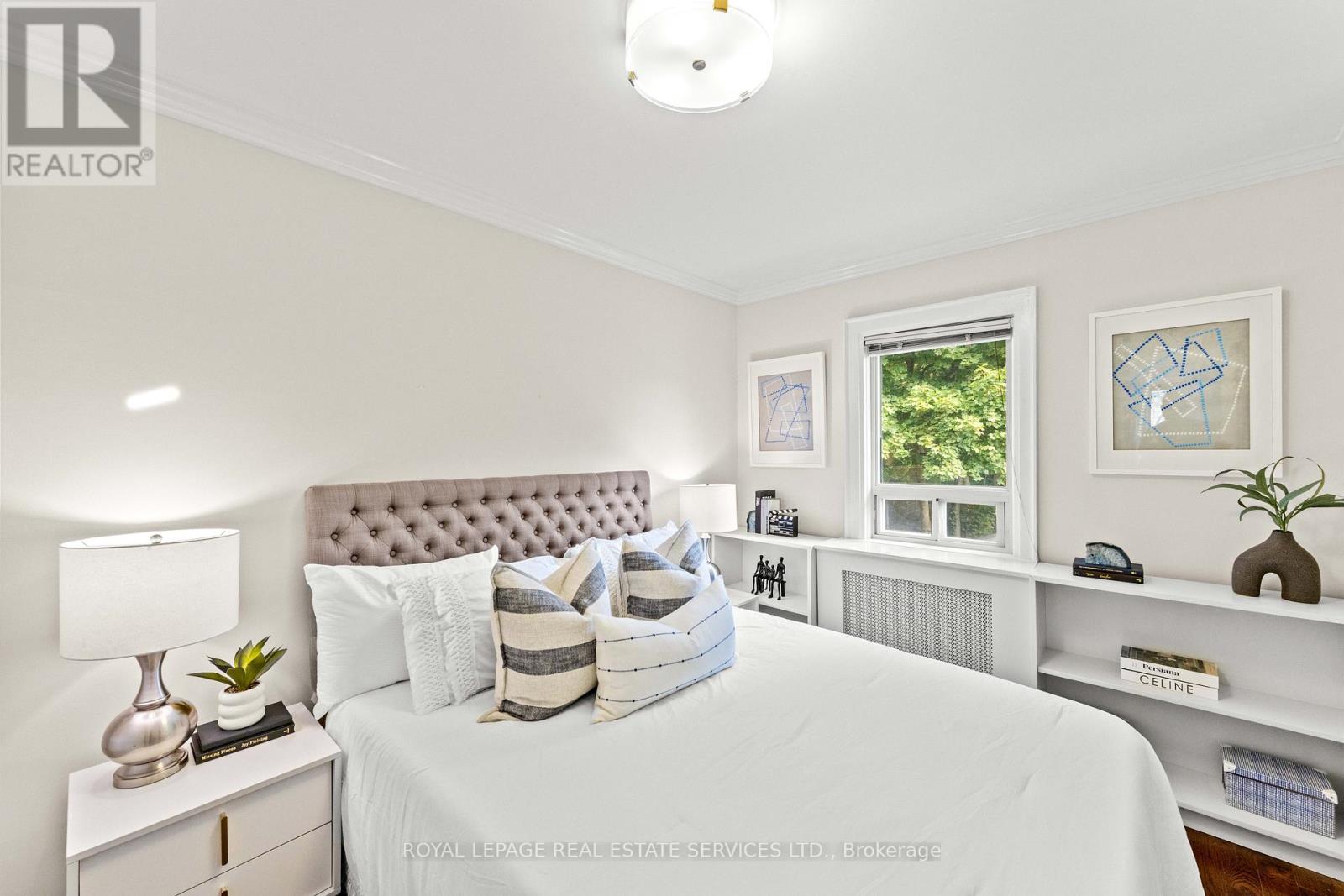 1565 Mount Pleasant Road, Toronto, Ontario  M4N 2V4 - Photo 23 - C12424241