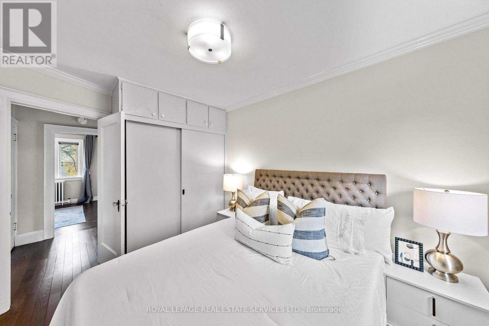 1565 Mount Pleasant Road, Toronto, Ontario  M4N 2V4 - Photo 24 - C12424241