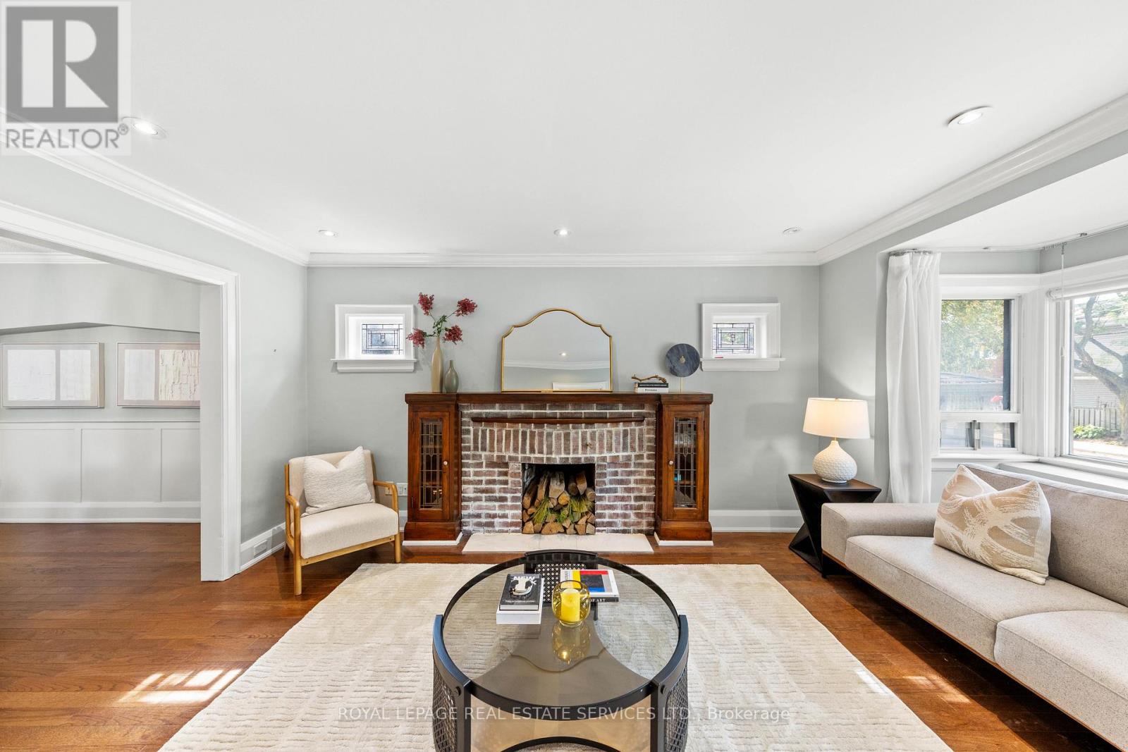 1565 Mount Pleasant Road, Toronto, Ontario  M4N 2V4 - Photo 6 - C12424241