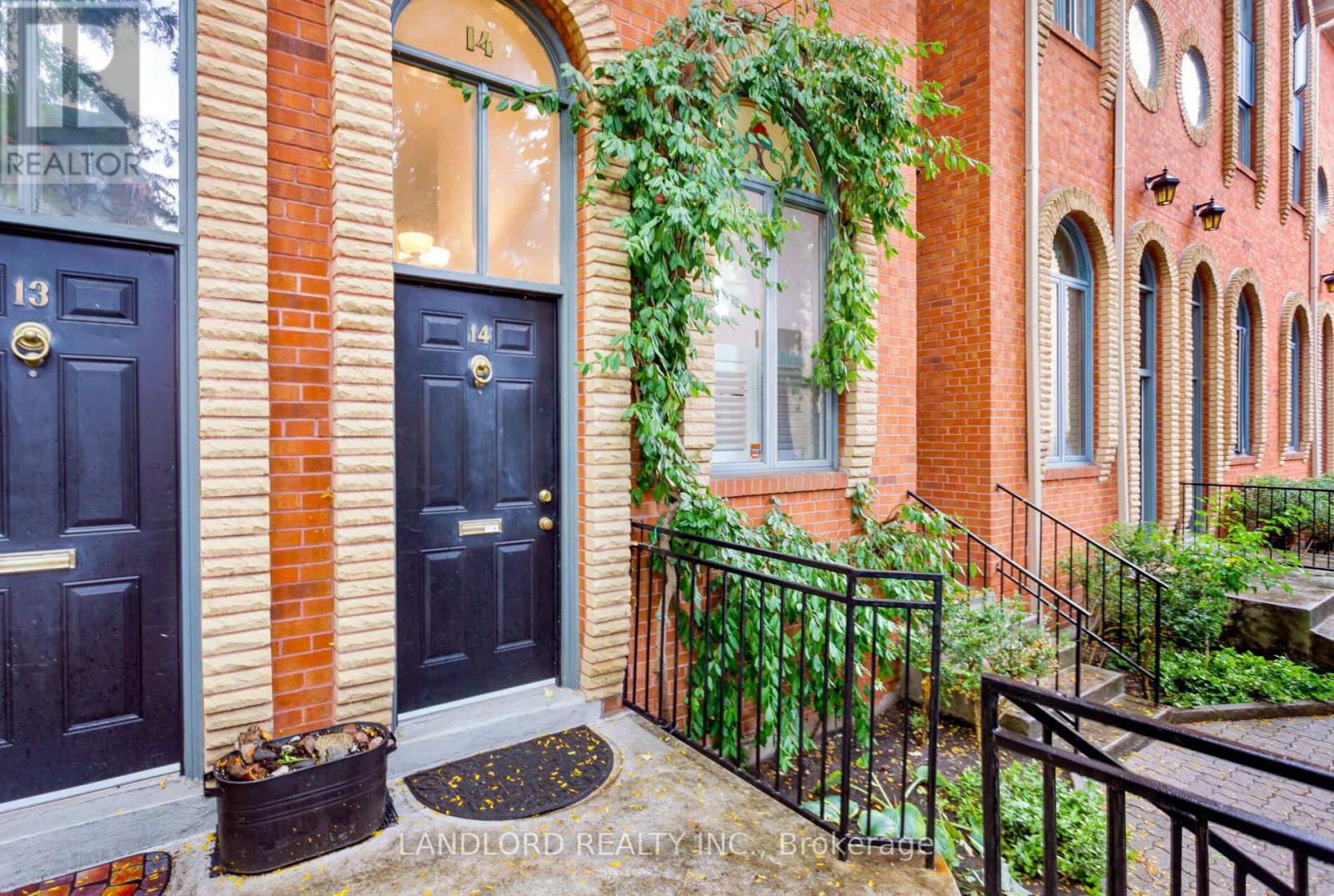 14 - 280 Sherbourne Street, Toronto, Ontario  M5A 2S1 - Photo 2 - C12424278