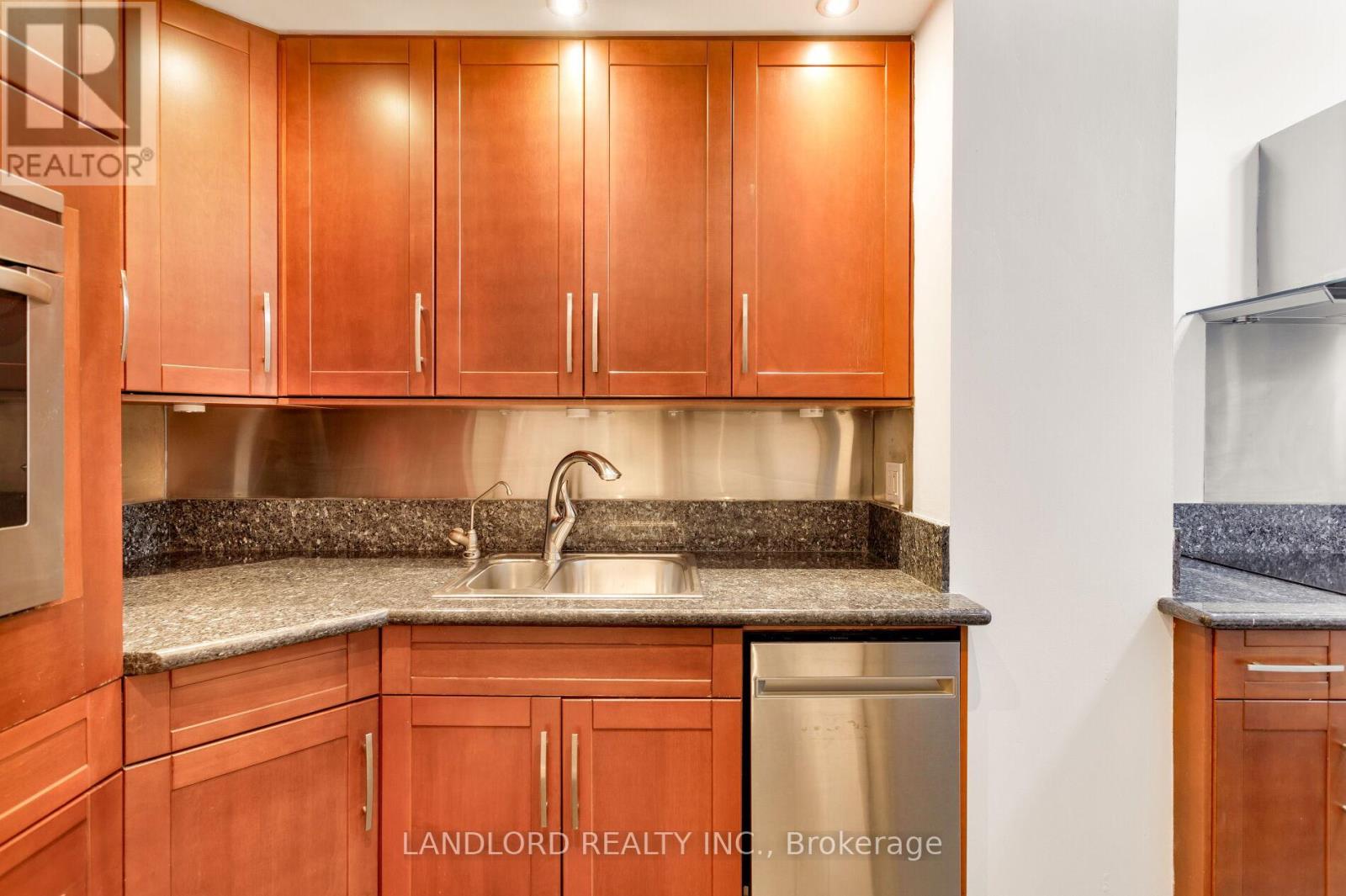 14 - 280 Sherbourne Street, Toronto, Ontario  M5A 2S1 - Photo 6 - C12424278