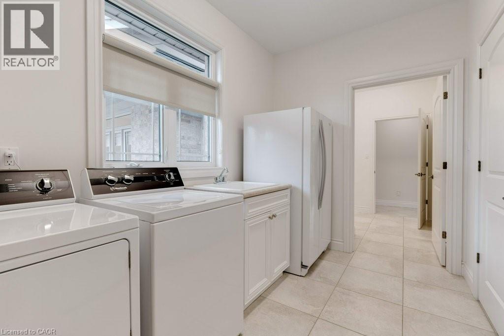 17 Tews Lane, Dundas, Ontario  L9H 7N4 - Photo 29 - 40773214