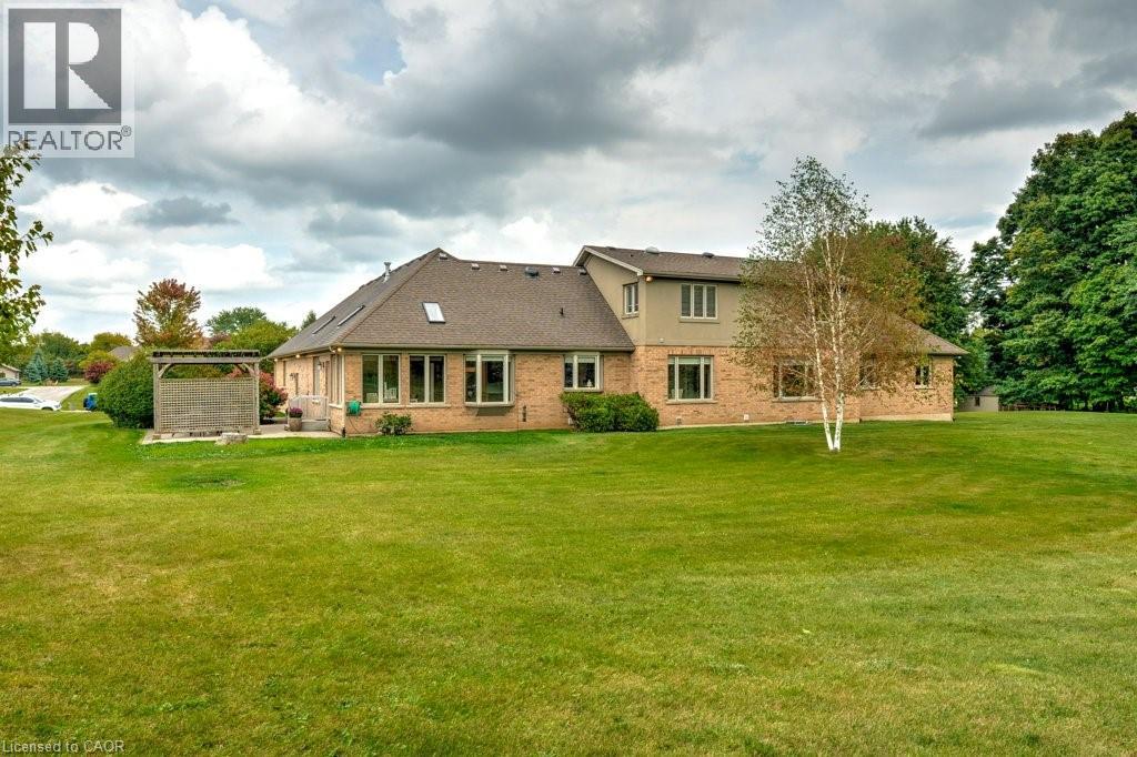17 Tews Lane, Dundas, Ontario  L9H 7N4 - Photo 42 - 40773214