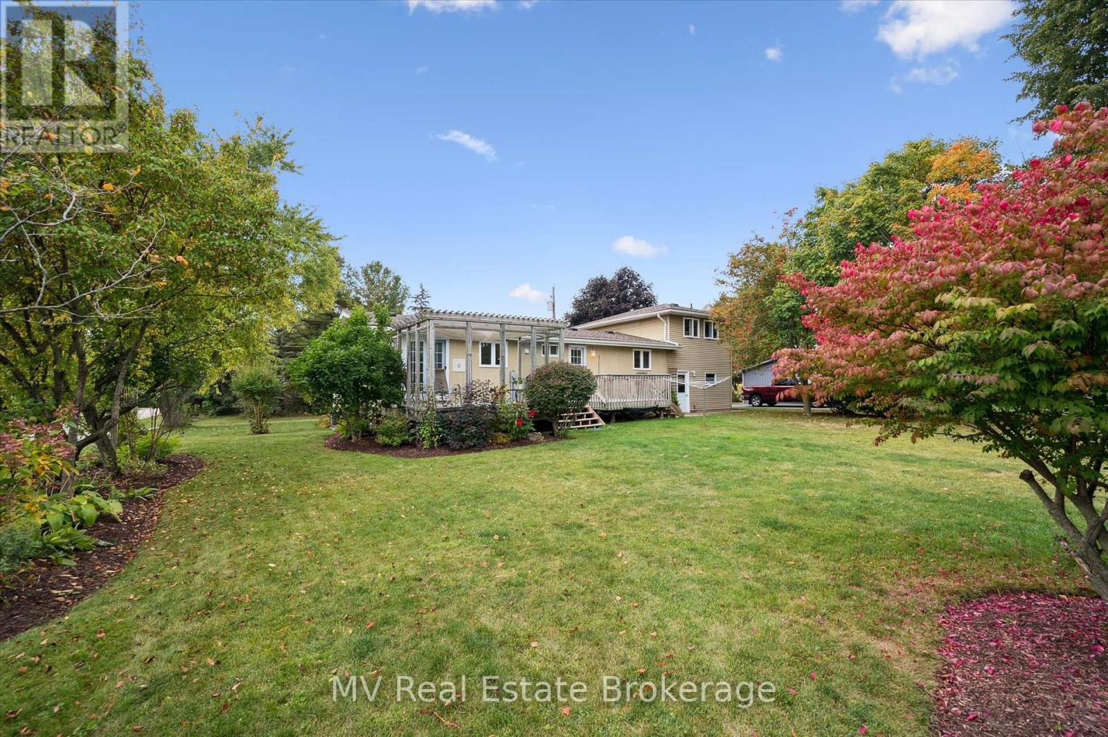120 Canrobert Street, Centre Wellington (Fergus), Ontario  N1M 3C1 - Photo 35 - X12424292