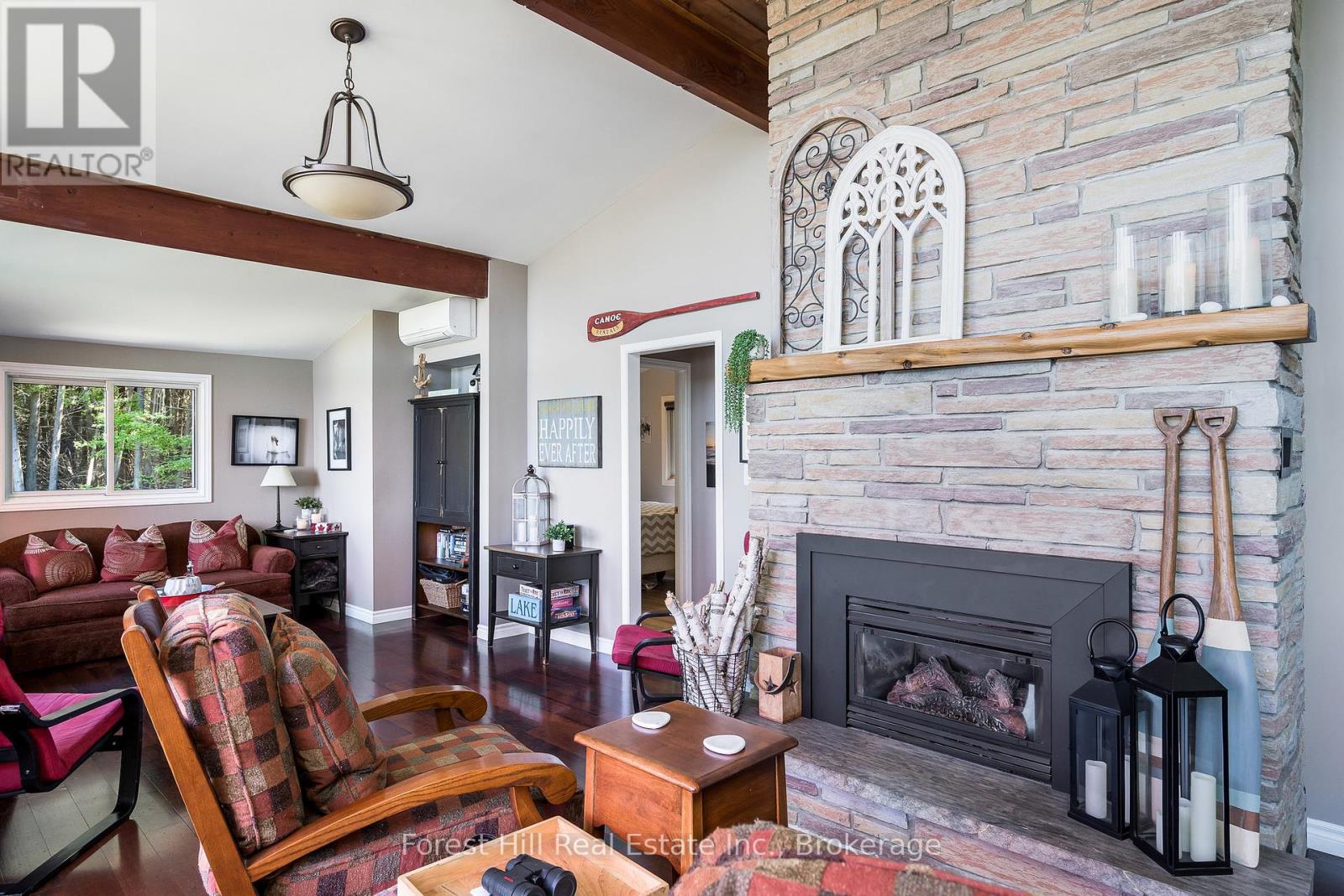 230 Wiles Lane N, Grey Highlands, Ontario  N0C 1E0 - Photo 11 - X12424320
