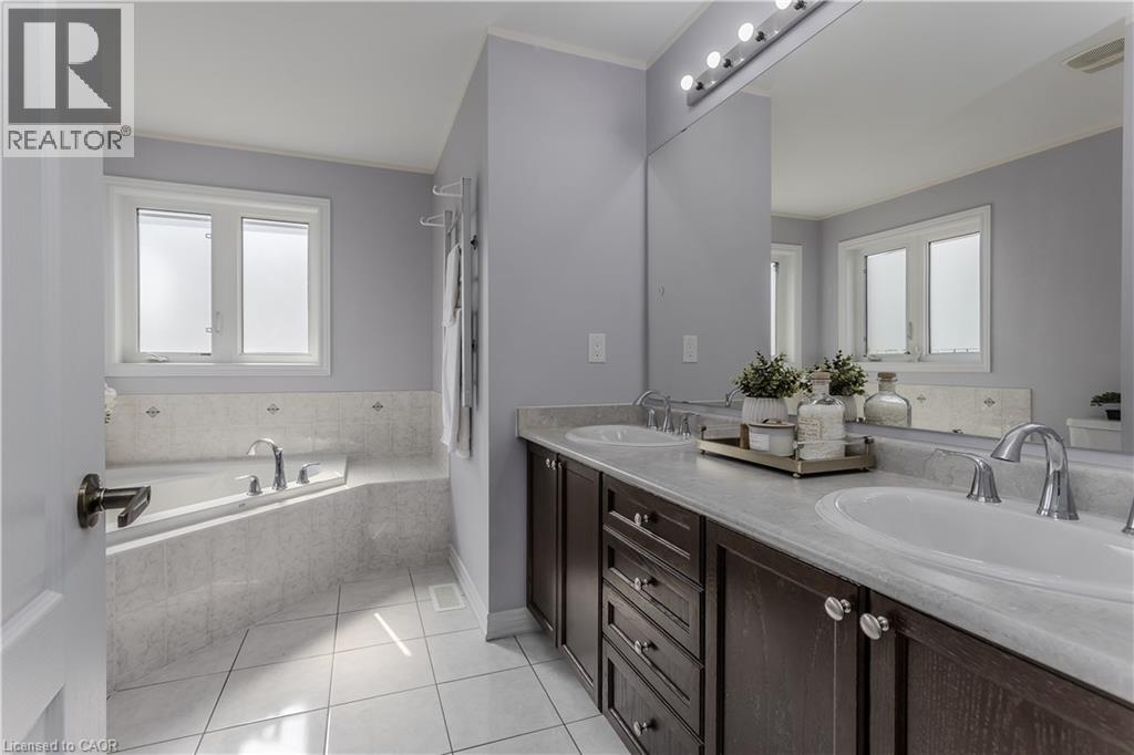 4272 Adobe Gate, Burlington, Ontario  L7M 0M2 - Photo 15 - 40772914