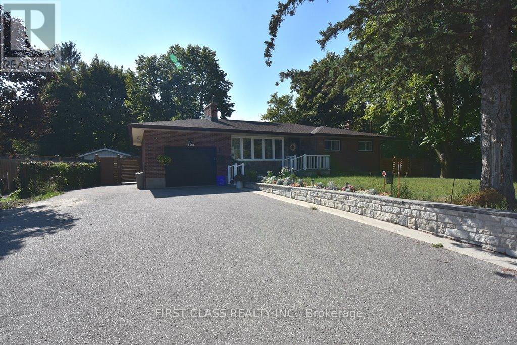 B2 - 1506 Simcoe Street N, Oshawa, Ontario  L1G 4X7 - Photo 1 - E12424187