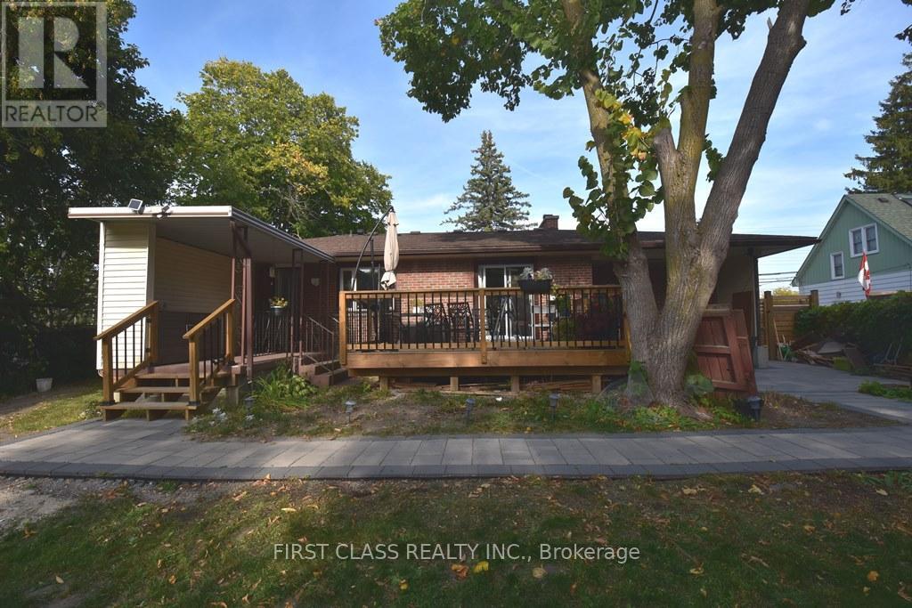 B2 - 1506 Simcoe Street N, Oshawa, Ontario  L1G 4X7 - Photo 12 - E12424187