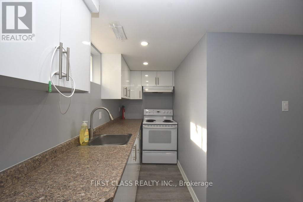 B2 - 1506 Simcoe Street N, Oshawa, Ontario  L1G 4X7 - Photo 5 - E12424187