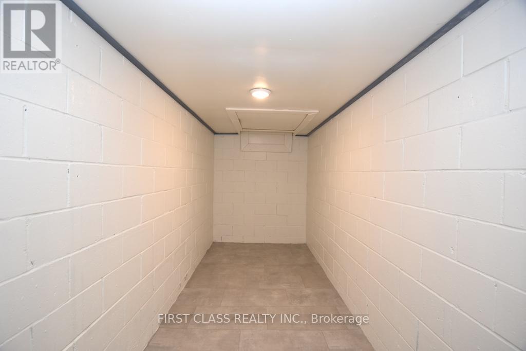 B2 - 1506 Simcoe Street N, Oshawa, Ontario  L1G 4X7 - Photo 6 - E12424187