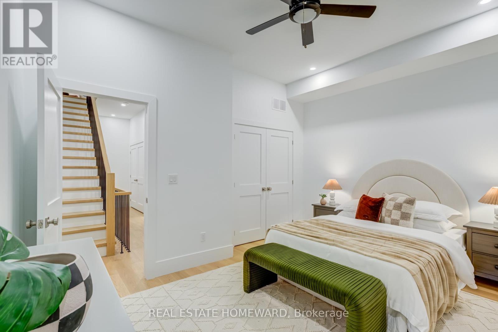 46 Boulton Avenue, Toronto, Ontario  M4M 2J5 - Photo 11 - E12424221
