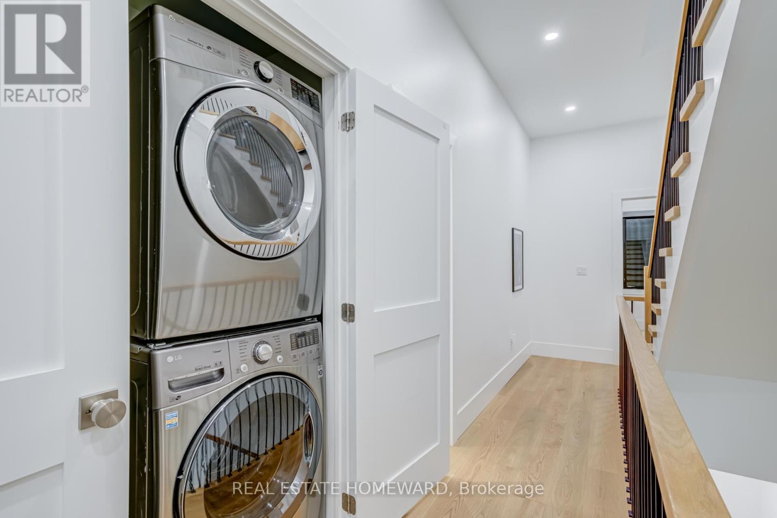 46 Boulton Avenue, Toronto, Ontario  M4M 2J5 - Photo 16 - E12424221