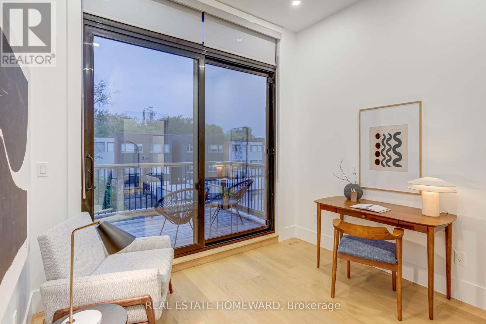 46 Boulton Avenue, Toronto, Ontario  M4M 2J5 - Photo 24 - E12424221