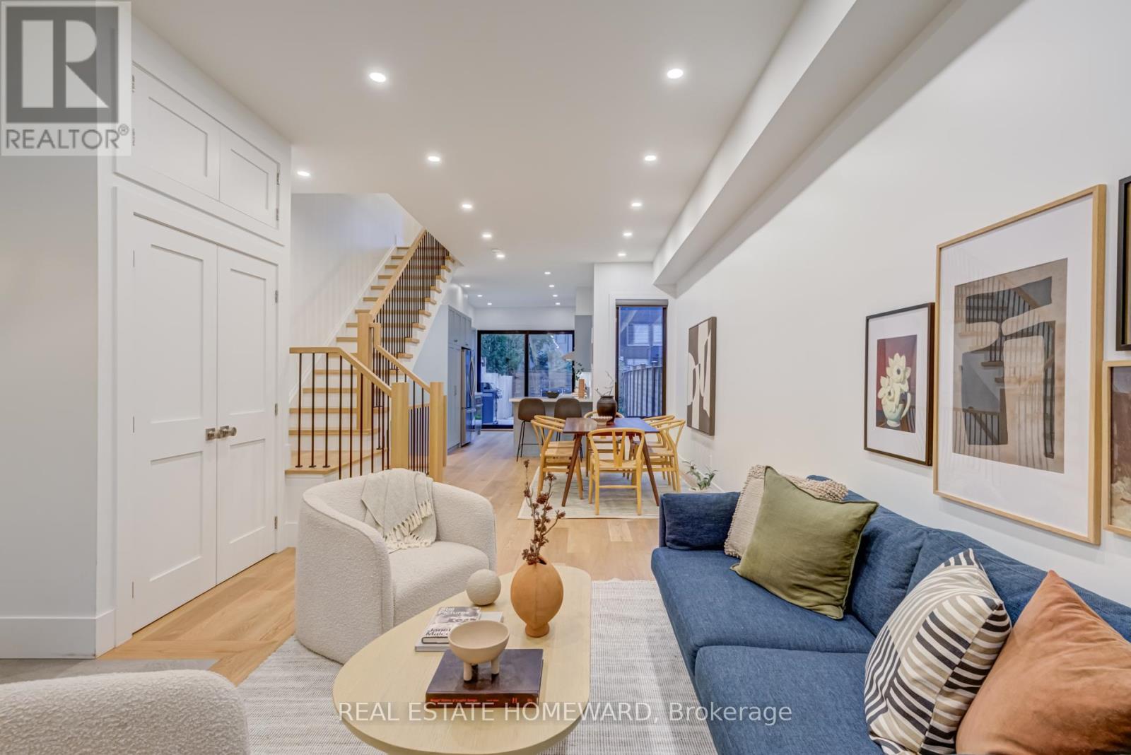 46 Boulton Avenue, Toronto, Ontario  M4M 2J5 - Photo 4 - E12424221