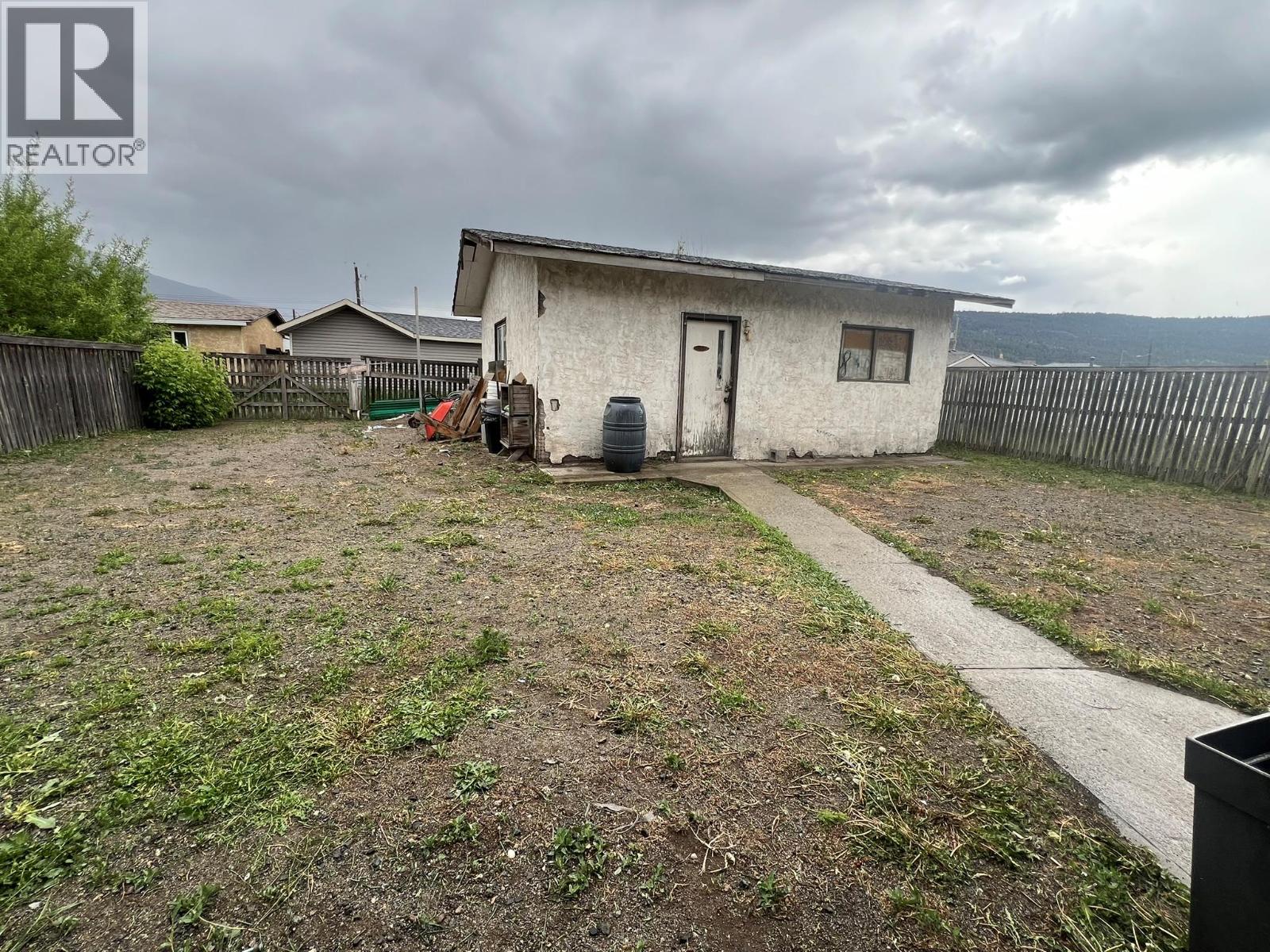 2376 Quilchena Avenue, Merritt, British Columbia  V1K 1B8 - Photo 4 - 10364018