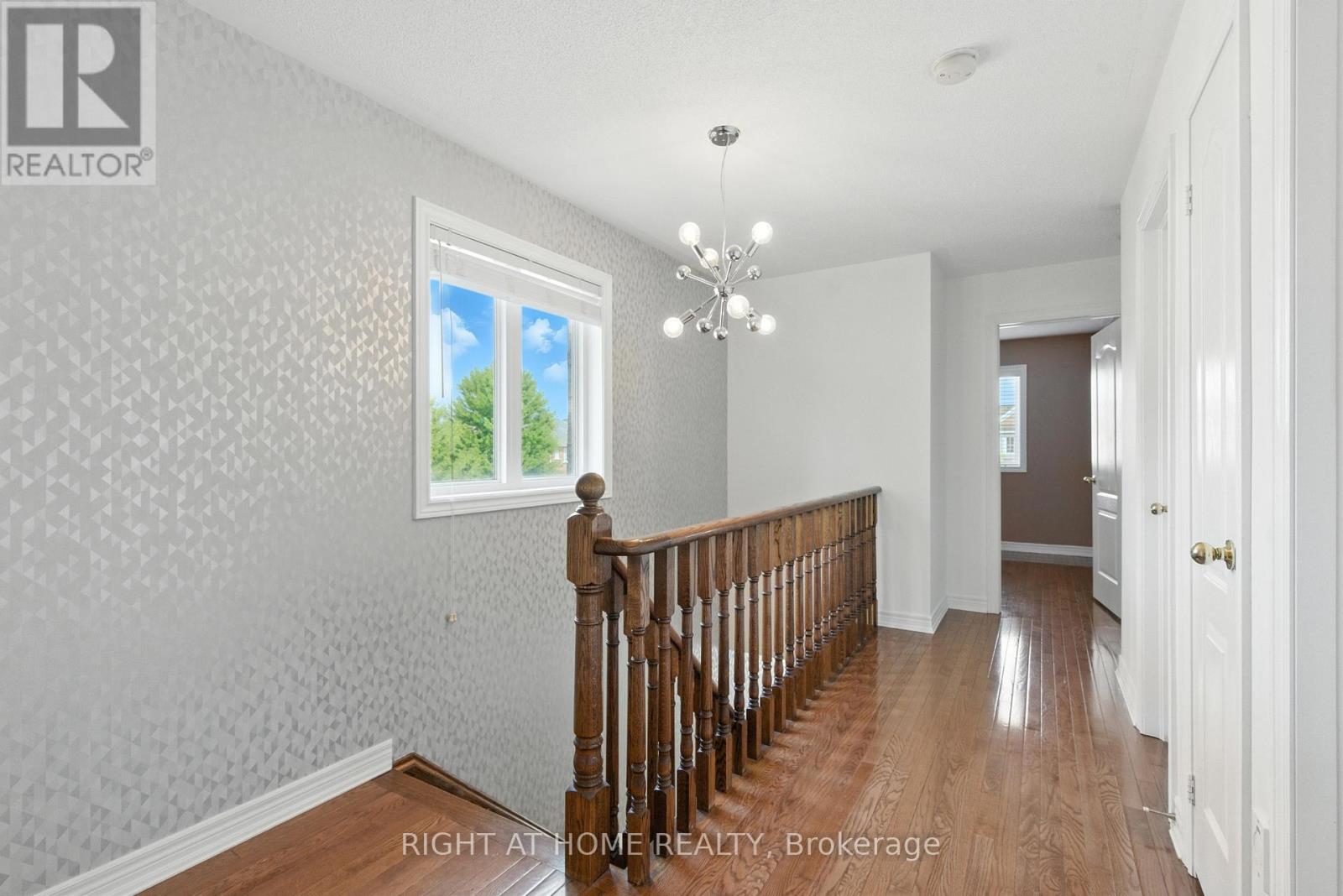215 Canada Drive, Vaughan, Ontario  L4H 0K2 - Photo 15 - N12424159