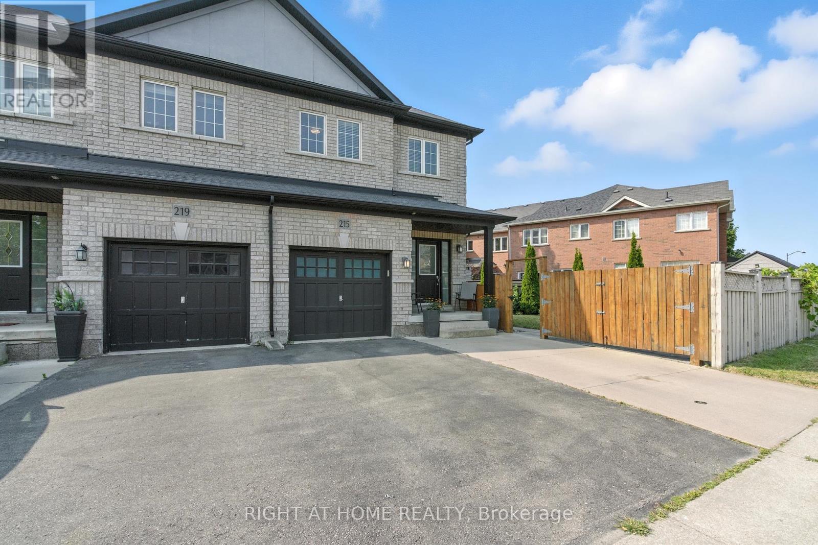 215 Canada Drive, Vaughan, Ontario  L4H 0K2 - Photo 2 - N12424159