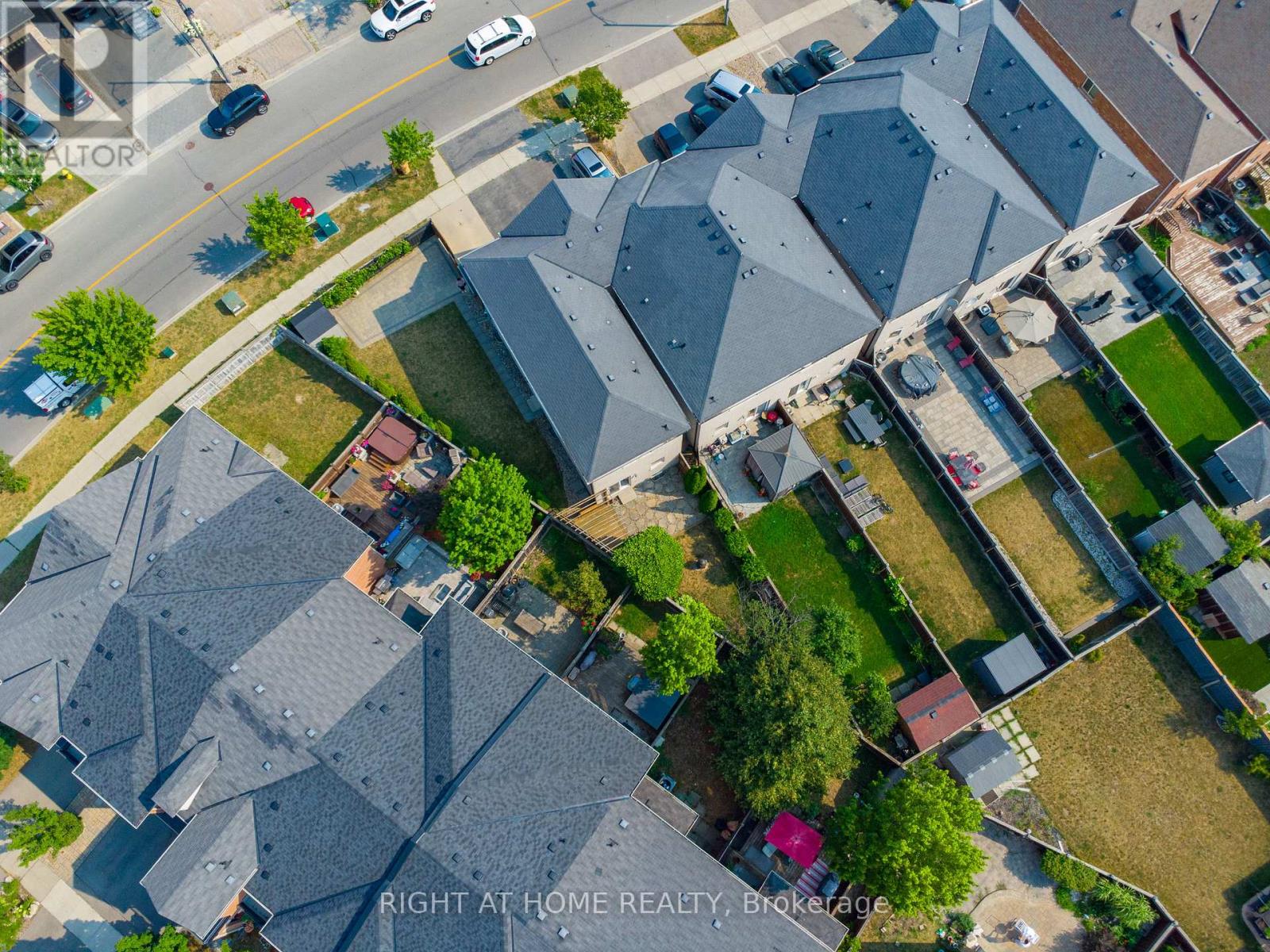 215 Canada Drive, Vaughan, Ontario  L4H 0K2 - Photo 38 - N12424159