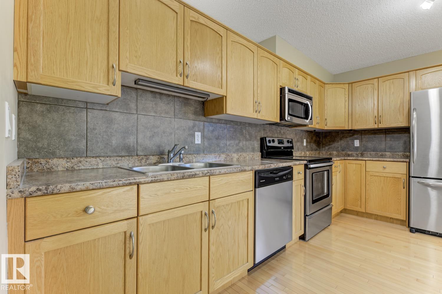 11945 80 St Nw, Edmonton, Alberta  T5B 2N8 - Photo 4 - E4459229