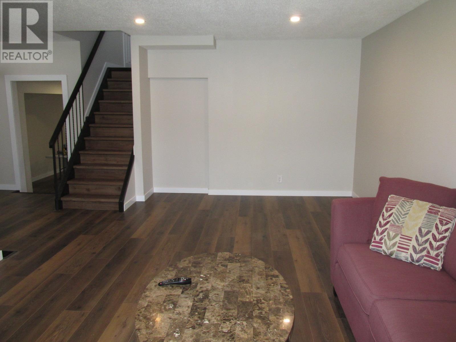 36 Hergott Ave, Elliot Lake, Ontario  P5A 3A8 - Photo 14 - SM252622
