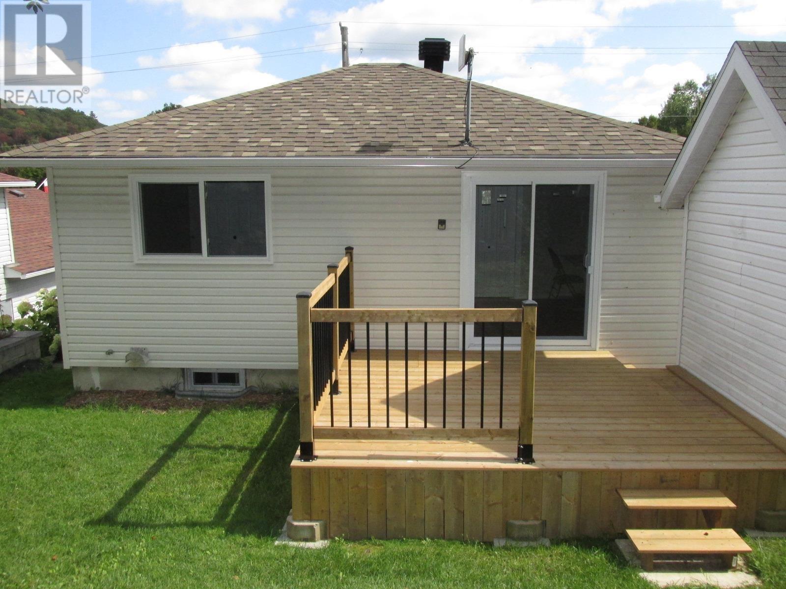 36 Hergott Ave, Elliot Lake, Ontario  P5A 3A8 - Photo 48 - SM252622