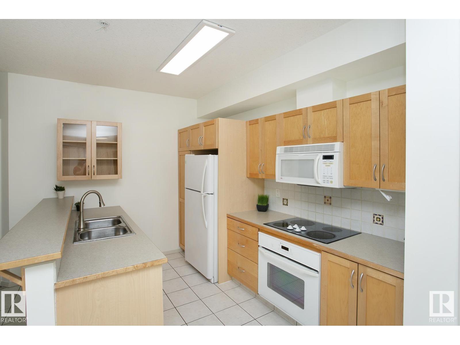 #103 11025 83 Av Nw, Edmonton, Alberta  T5J 5G3 - Photo 4 - E4447927