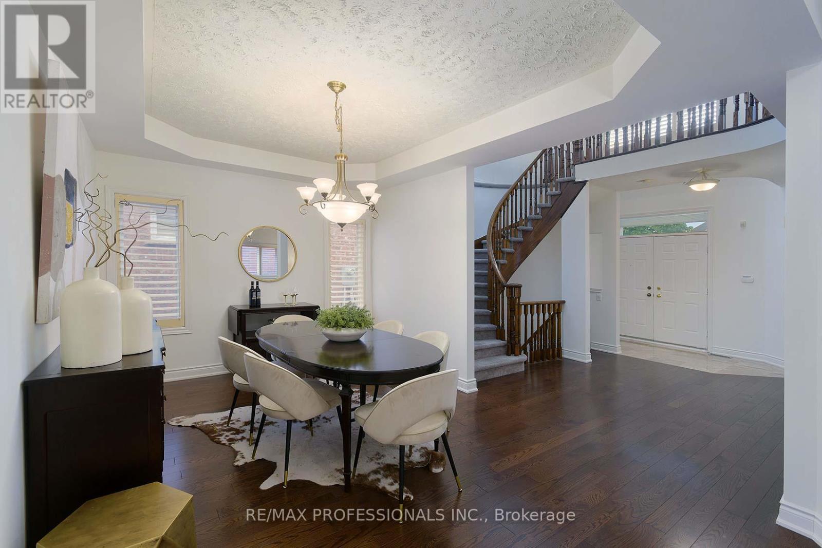 5119 Forestwalk Circle, Mississauga, Ontario  L4Z 4A2 - Photo 15 - W12424191