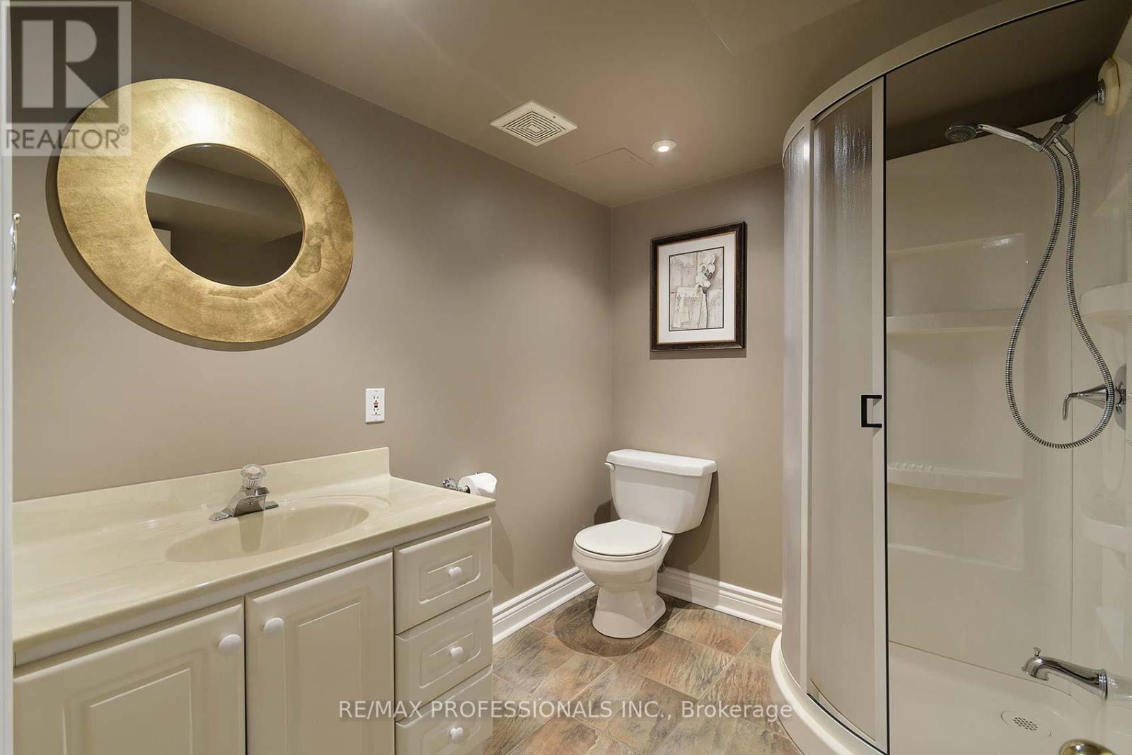 5119 Forestwalk Circle, Mississauga, Ontario  L4Z 4A2 - Photo 33 - W12424191