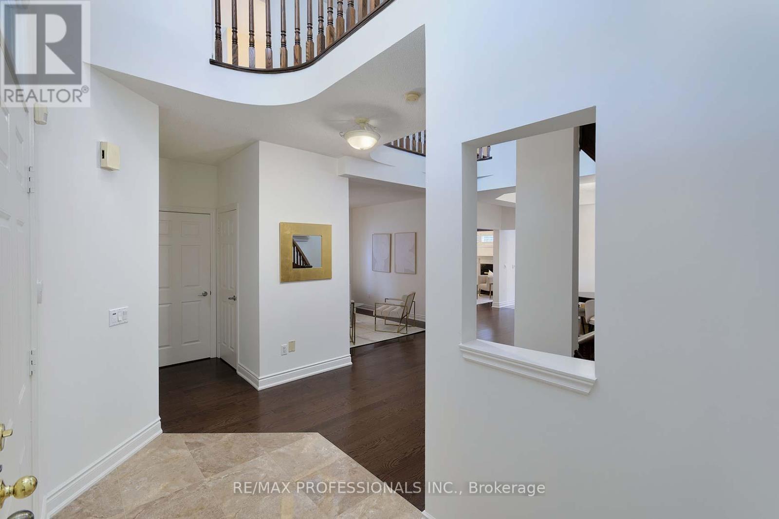 5119 Forestwalk Circle, Mississauga, Ontario  L4Z 4A2 - Photo 6 - W12424191