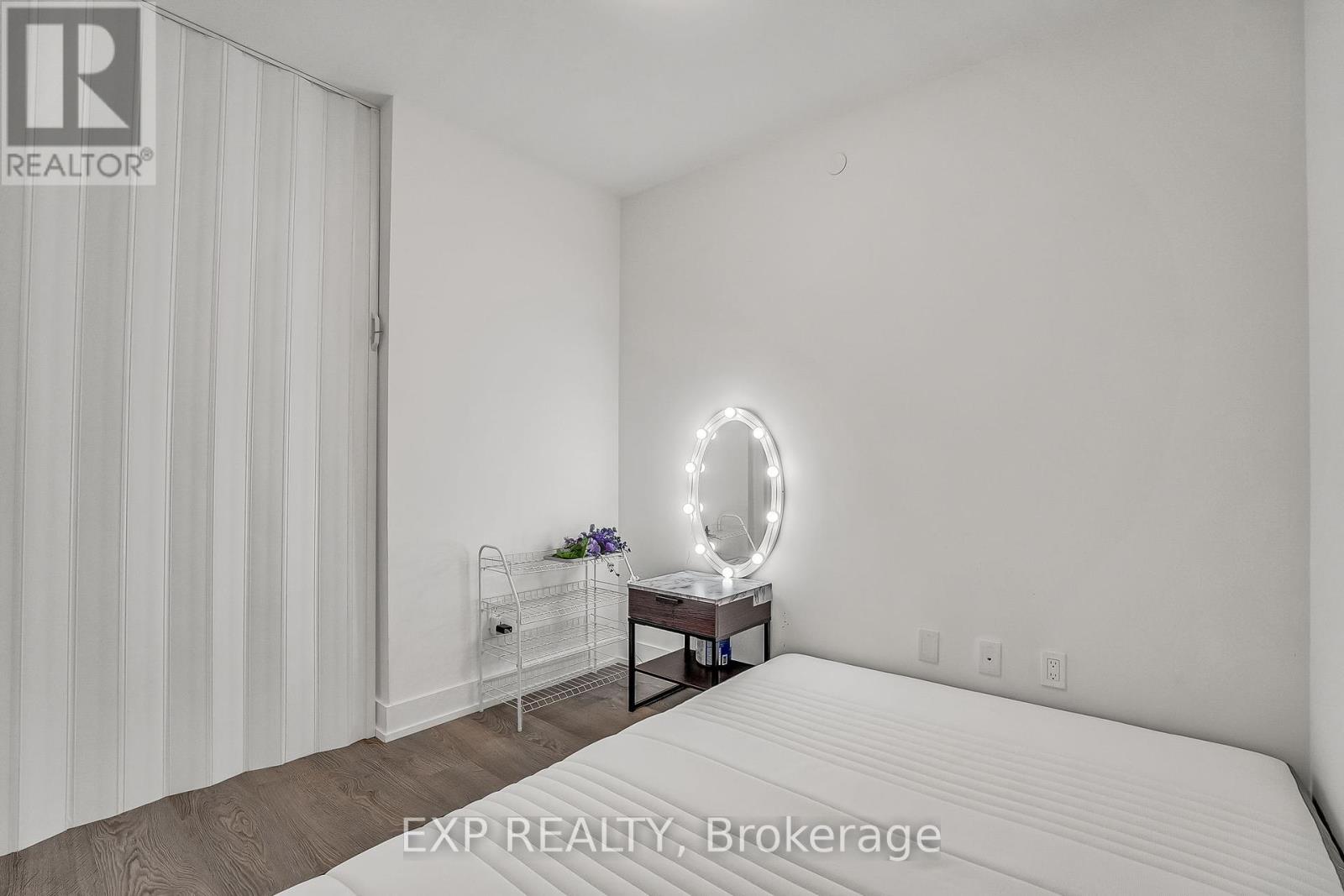2235 - 5 Mabelle Avenue, Toronto, Ontario  M9A 0C8 - Photo 8 - W12424219