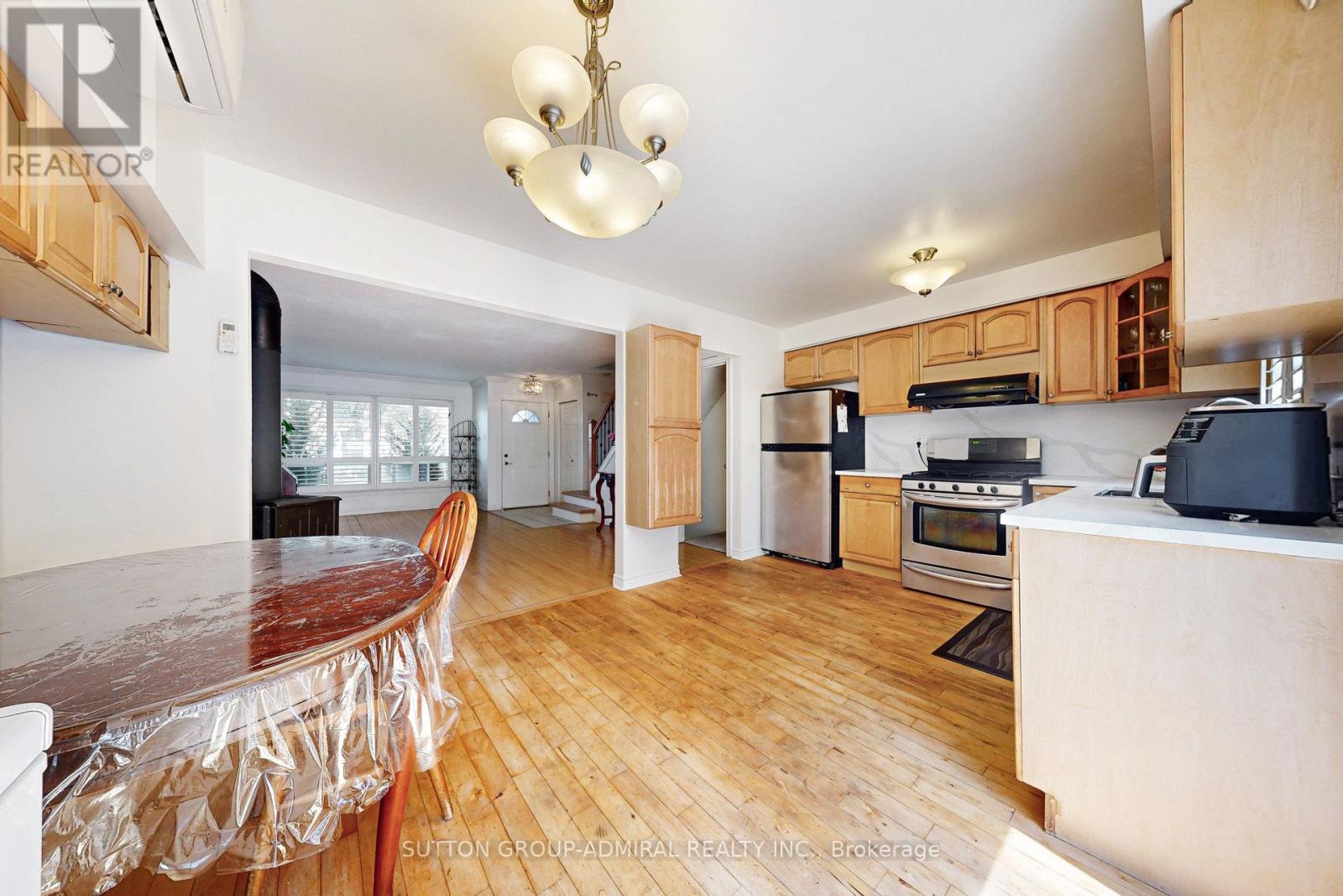 3 - 1517 Elm Road, Oakville, Ontario  L6H 1W3 - Photo 13 - W12424232