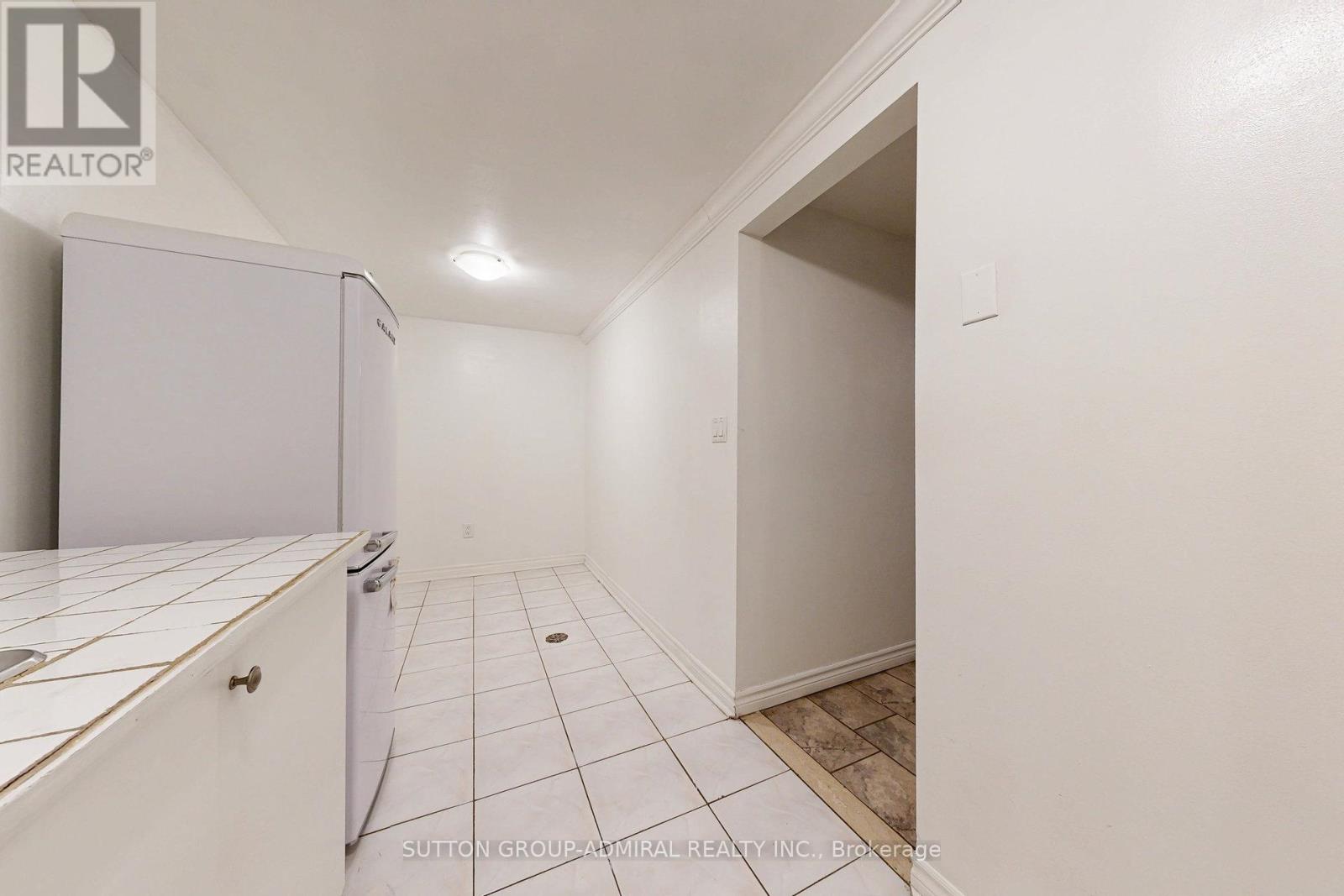 3 - 1517 Elm Road, Oakville, Ontario  L6H 1W3 - Photo 33 - W12424232