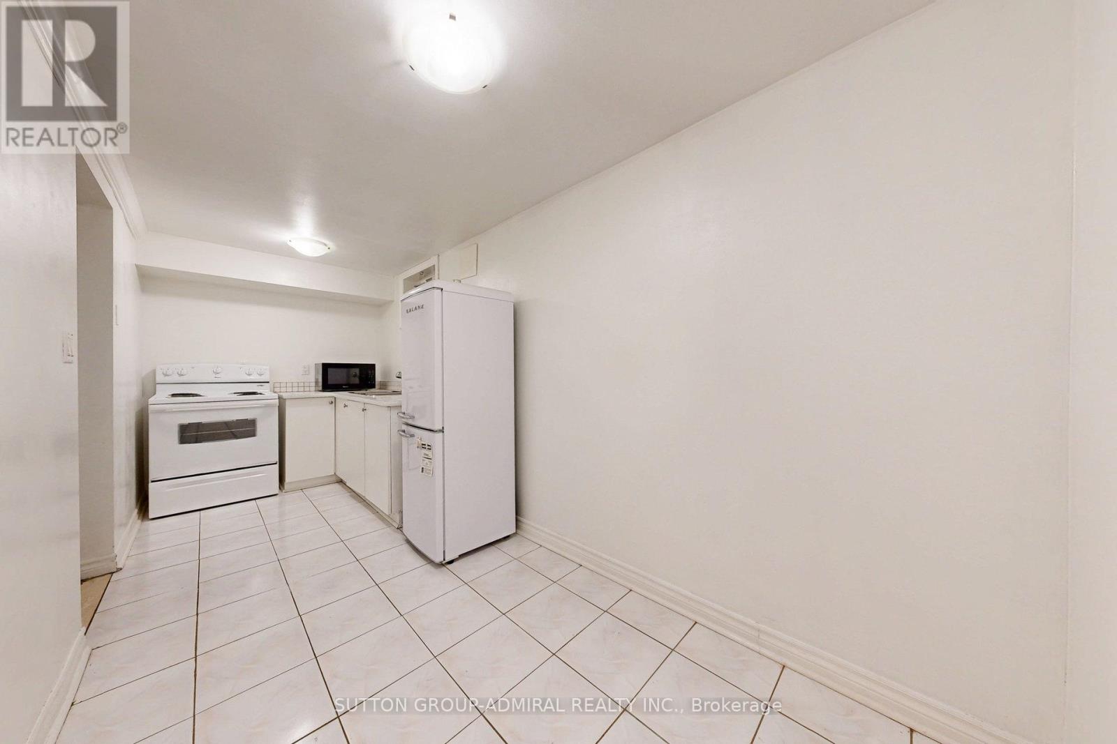 3 - 1517 Elm Road, Oakville, Ontario  L6H 1W3 - Photo 34 - W12424232