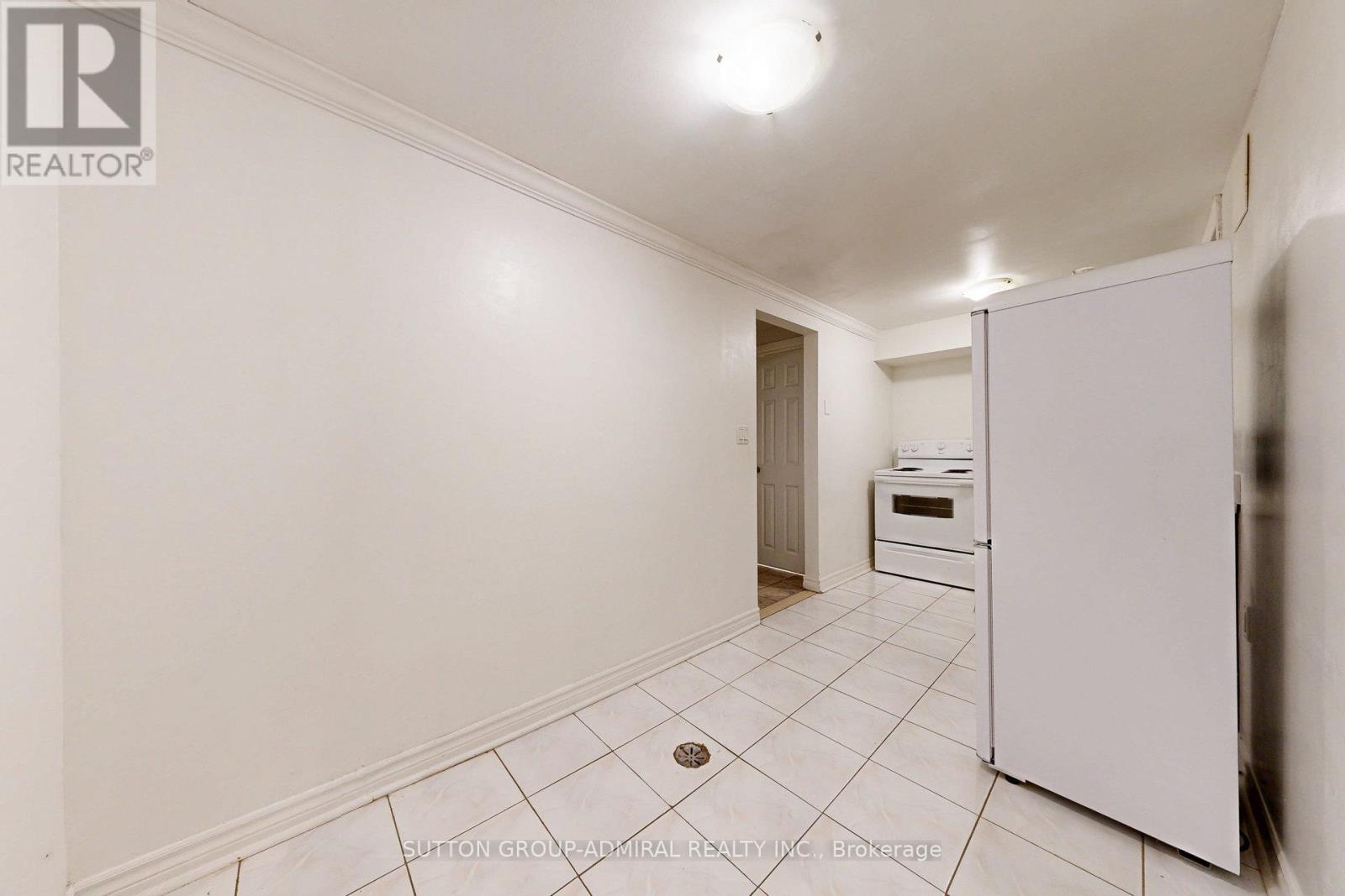 3 - 1517 Elm Road, Oakville, Ontario  L6H 1W3 - Photo 35 - W12424232