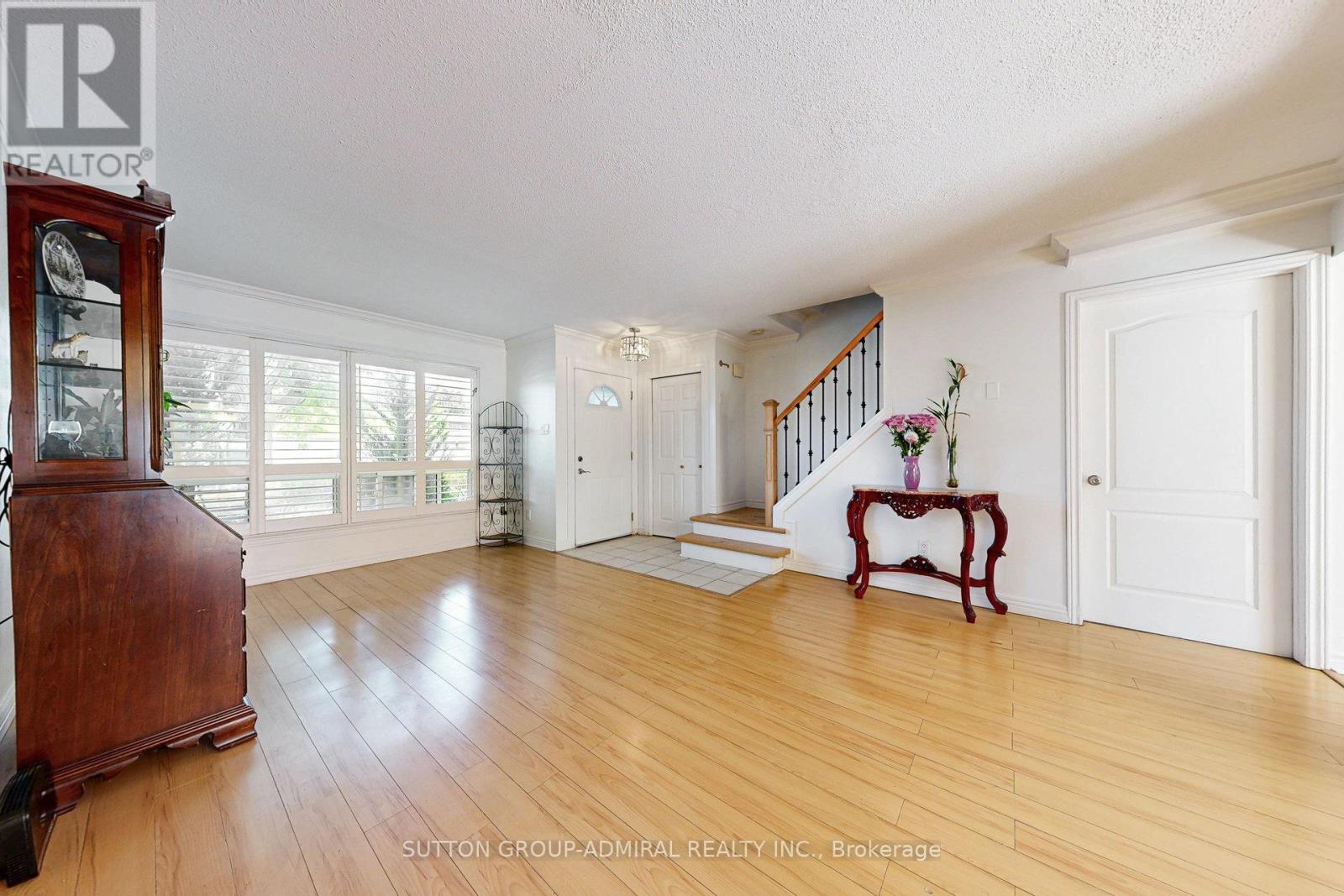 3 - 1517 Elm Road, Oakville, Ontario  L6H 1W3 - Photo 7 - W12424232