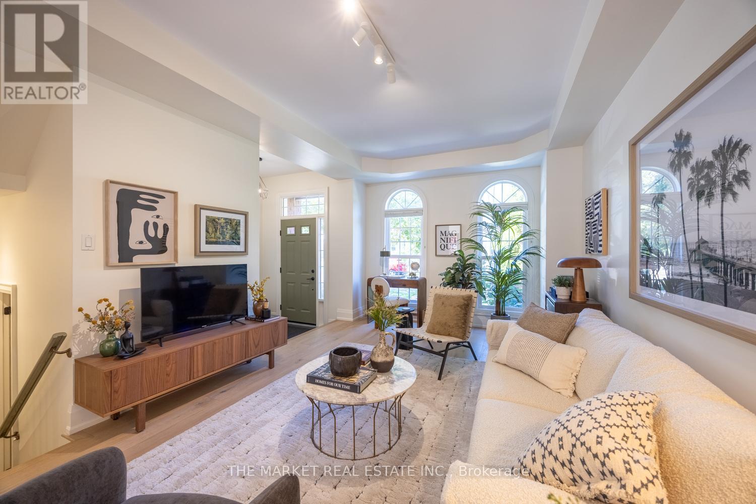 204 Gatwick Drive, Oakville, Ontario  L6H 6M9 - Photo 10 - W12424249