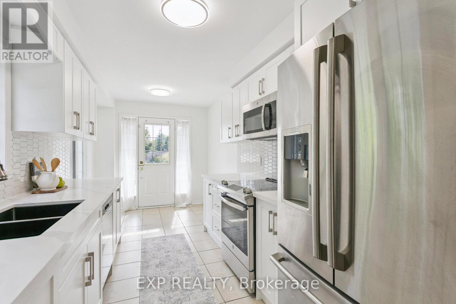 181 - 5260 Mcfarren Boulevard, Mississauga, Ontario  L5M 7J5 - Photo 13 - W12424266