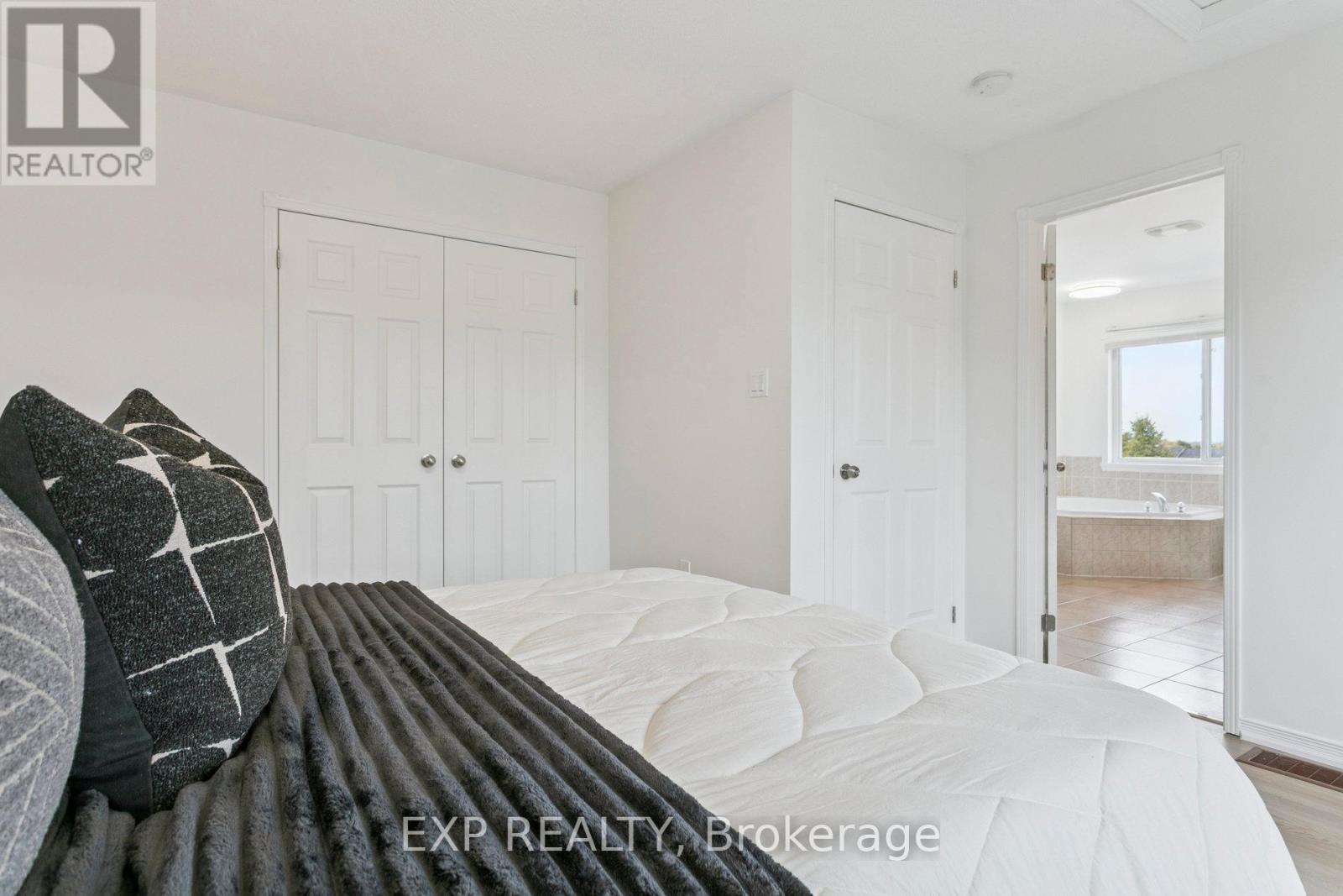 181 - 5260 Mcfarren Boulevard, Mississauga, Ontario  L5M 7J5 - Photo 34 - W12424266