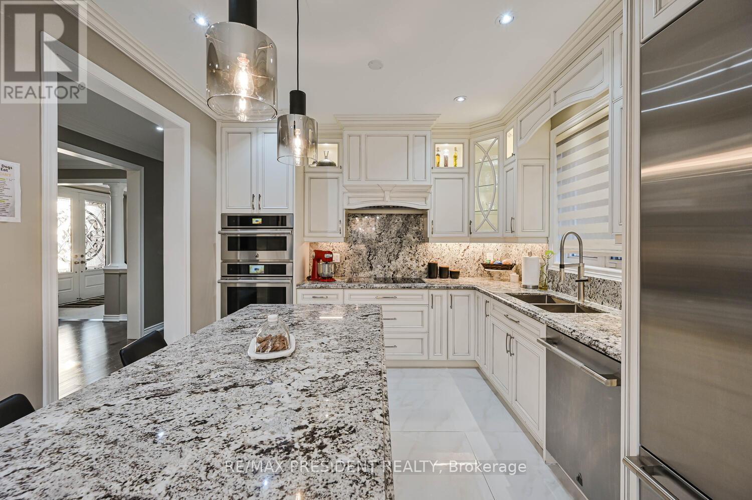 65 Parity Road, Brampton, Ontario  L6X 5M8 - Photo 18 - W12424279