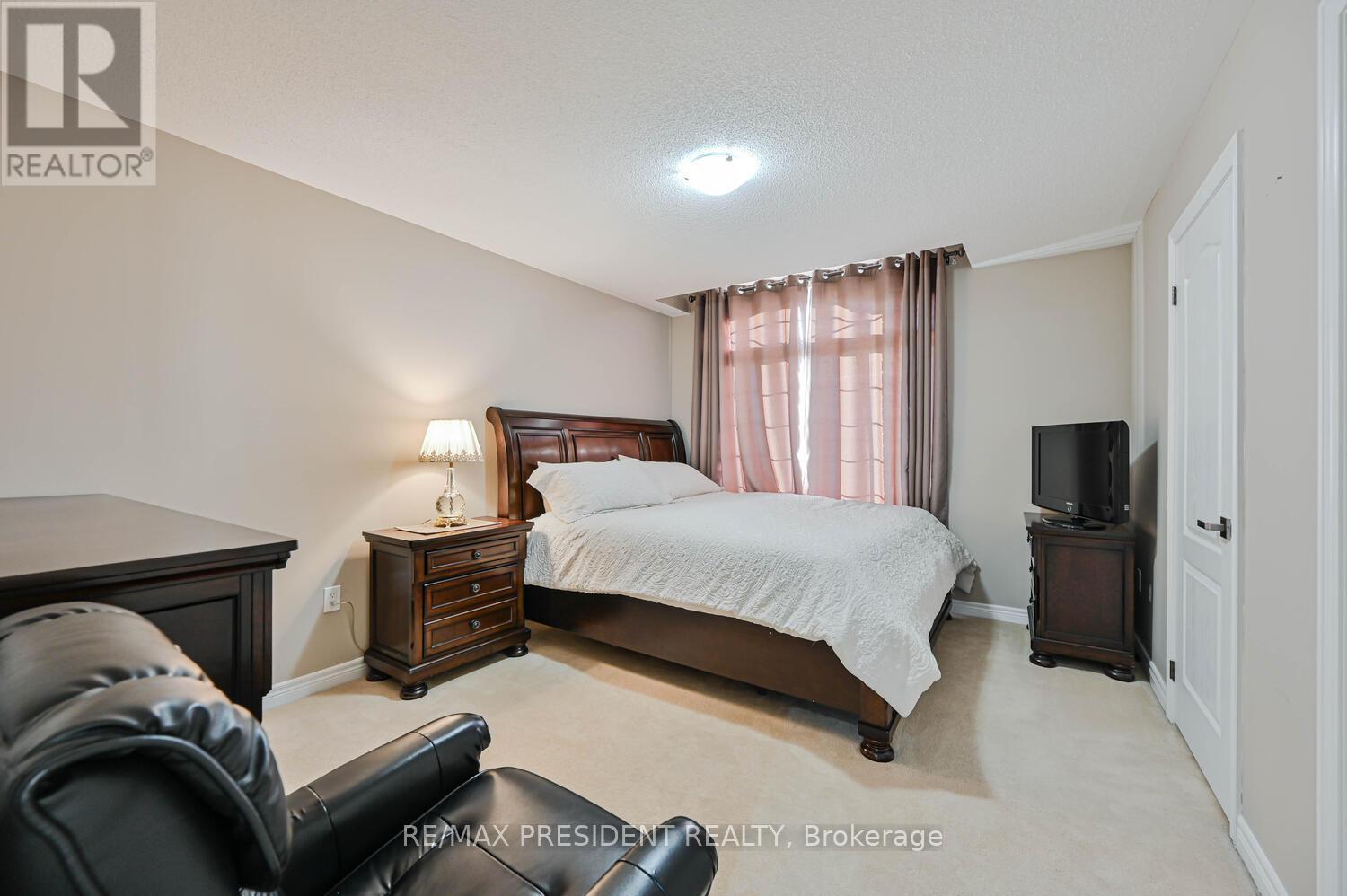 65 Parity Road, Brampton, Ontario  L6X 5M8 - Photo 31 - W12424279