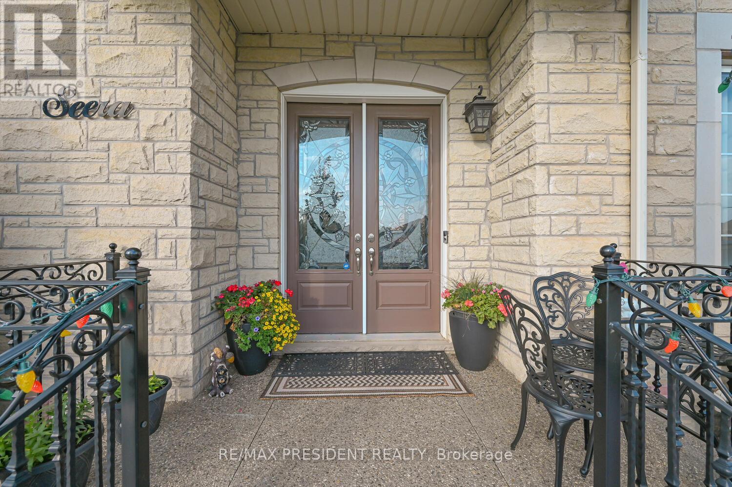 65 Parity Road, Brampton, Ontario  L6X 5M8 - Photo 5 - W12424279