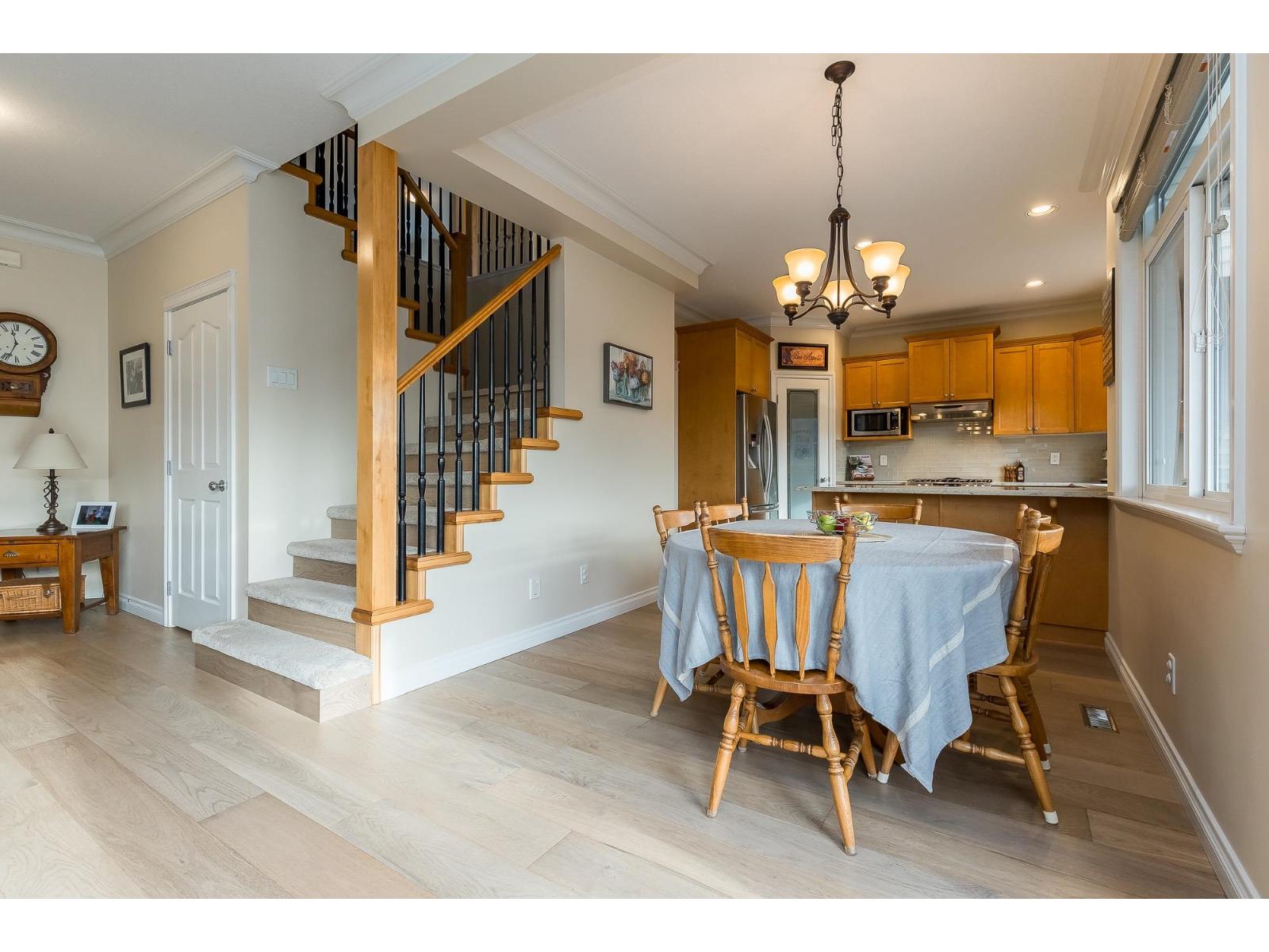 35562 Allison Court, Abbotsford, British Columbia  V3G 3B7 - Photo 6 - R3048628
