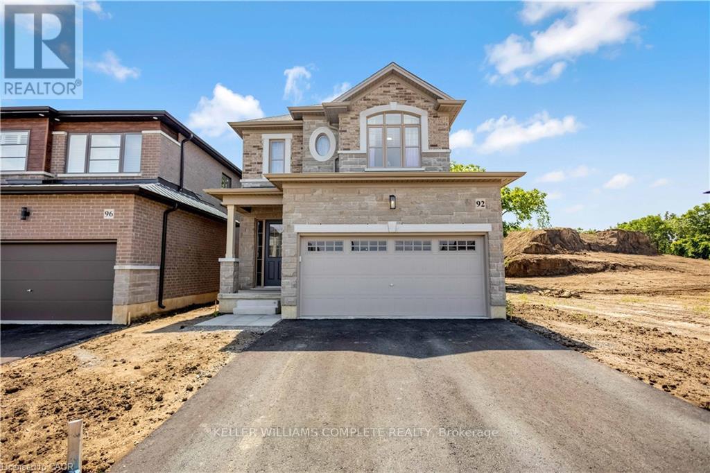 92 SHADY OAKS TRAIL, Hamilton, Ontario