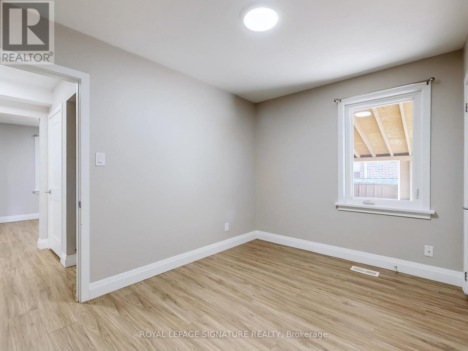 22 Sherwood Avenue, Kitchener, Ontario  N2B 1J9 - Photo 16 - X12424207