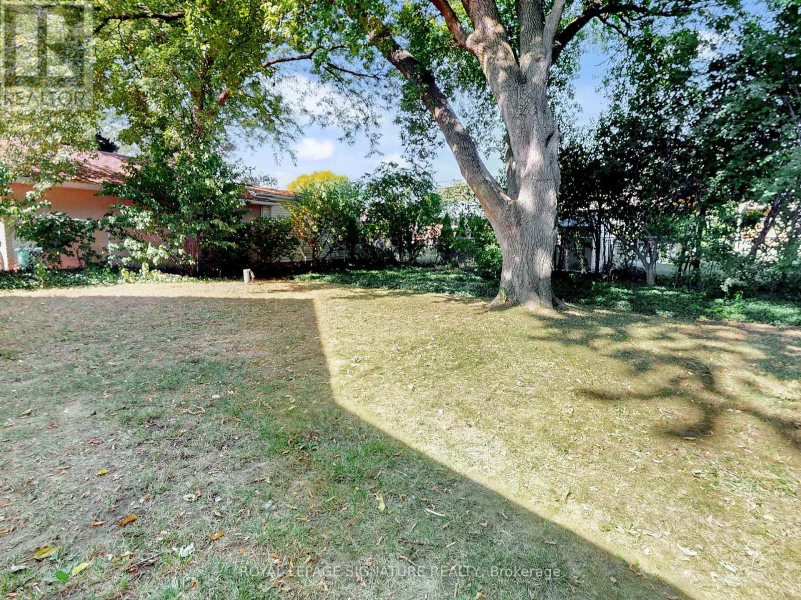 22 Sherwood Avenue, Kitchener, Ontario  N2B 1J9 - Photo 38 - X12424207