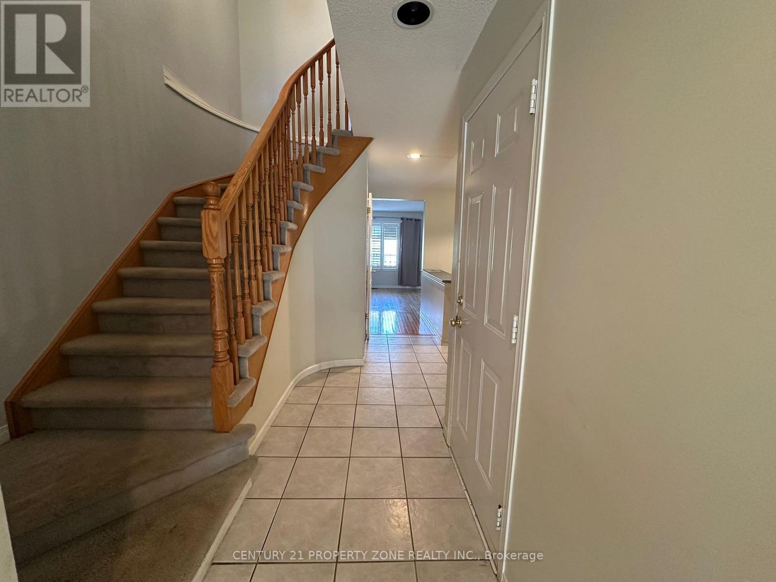 35 - 1889 Upper Wentworth Street, Hamilton, Ontario  L9B 2T8 - Photo 9 - X12424267