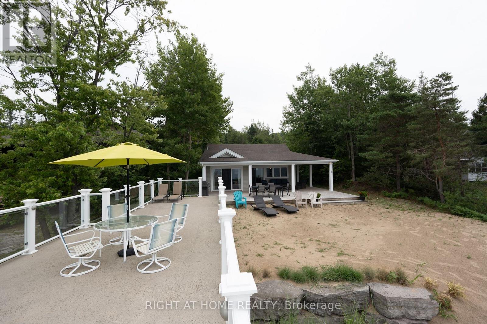 86647 Amberley Beach Rd Road, Ashfield-Colborne-Wawanosh, Ontario  N7A 3Y4 - Photo 2 - X12424270