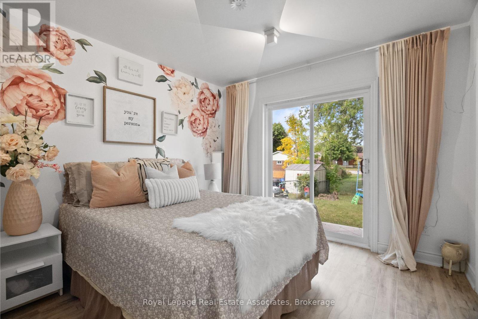 23 Thorley Drive, Hamilton, Ontario  L8T 2Y9 - Photo 15 - X12424274